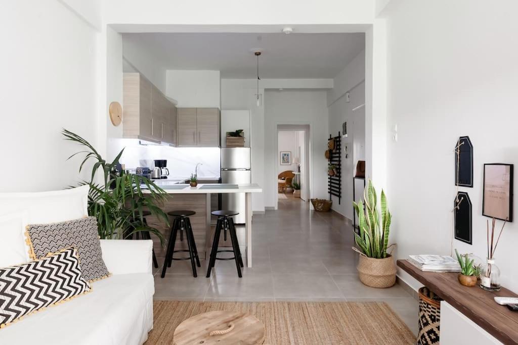 Your "Home Away From Home" - Phillopapou Hill Atena Exterior foto